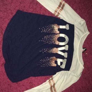 LONG SLEEVE LOVE SHIRT